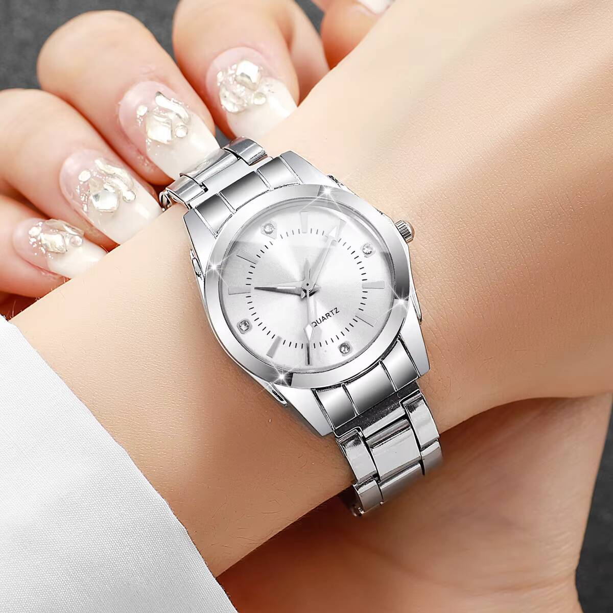 럭셔리 라인스톤 여성 시계 캐주얼 쿼츠 손목 시계 여성 - Luxury Watch Case Travel 리뷰 및 가격