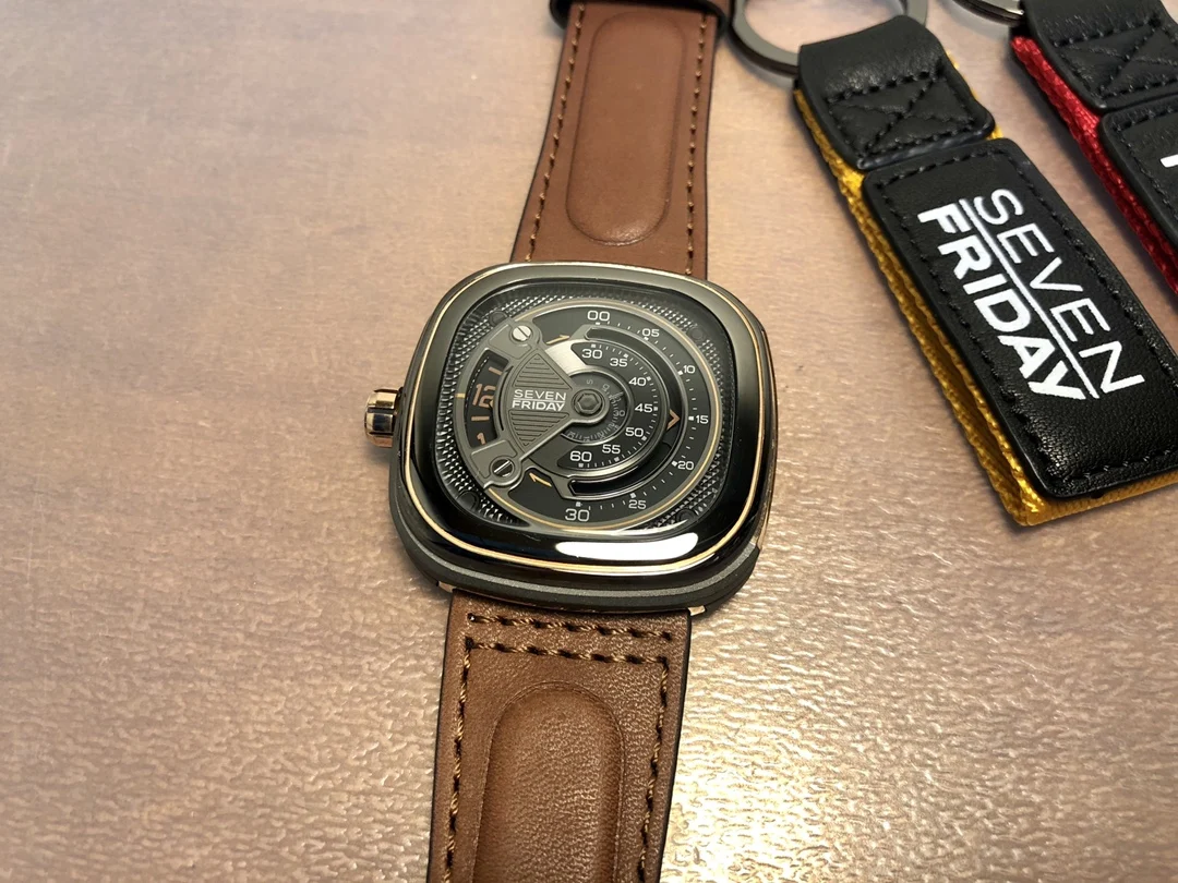 SEVEN FRIDAY 남성용 완전 자동 기계식 시계, - Luxury Watch Low Price 리뷰 및 가격